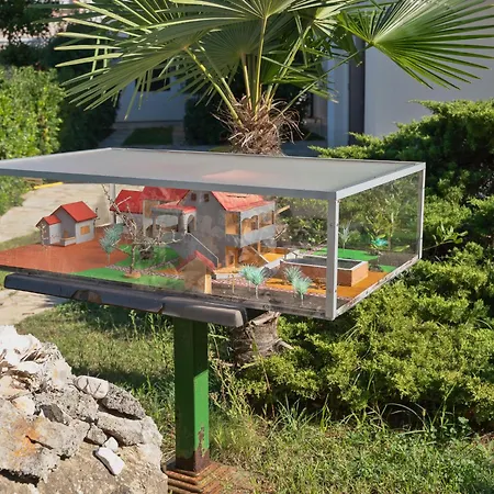 Luce By Interhome Vir