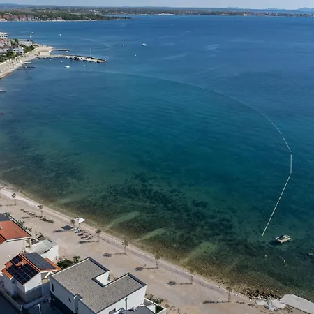 Luce By Interhome Vir