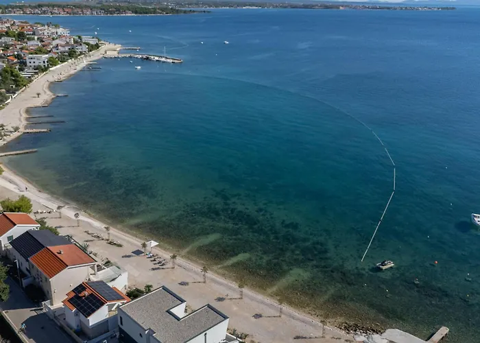 Luce By Interhome Vir